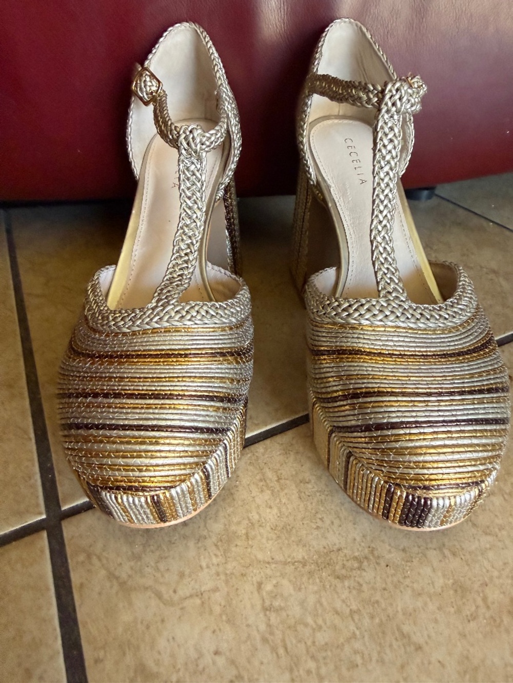 EXQUISITE:: Cecelia New York Novice Brown/Gold Metallic Pumps SZ 9.5M Orig. $225